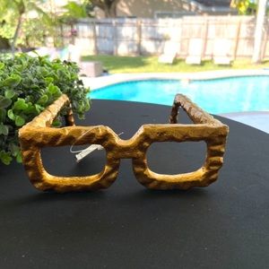 Decorative copper spectacles